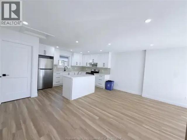 House for rent in Fontainebleau, Windsor