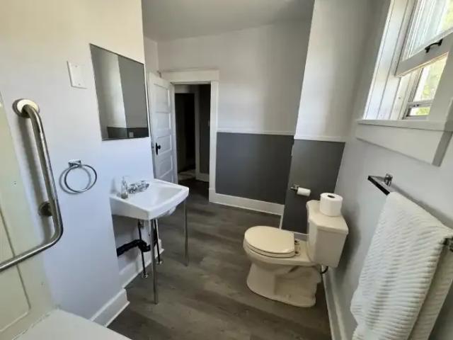 House for rent in Elmwood, Winnipeg