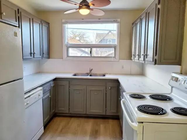 House for rent in East St. Paul, Manitoba