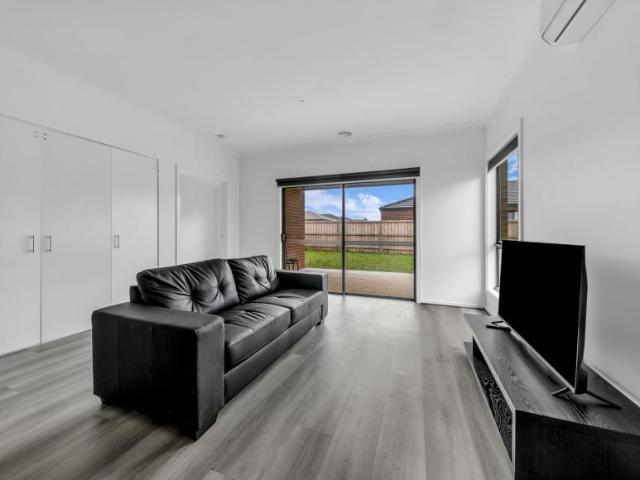 House for sale in Winterfield, Ballarat