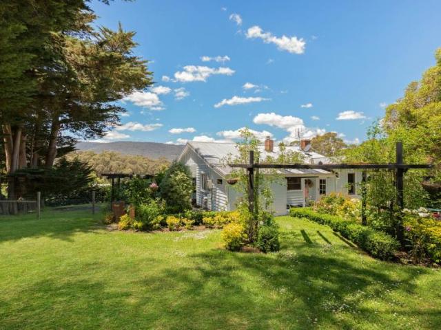 House for sale in Woodend, Victoria