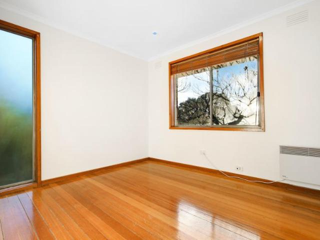 House for rent in Yallambie, Melbourne