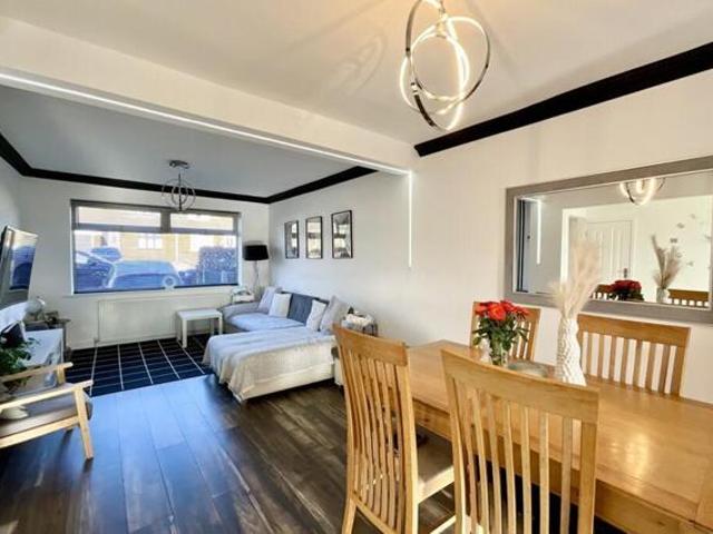 House for sale in Aston cum Aughton, Aston