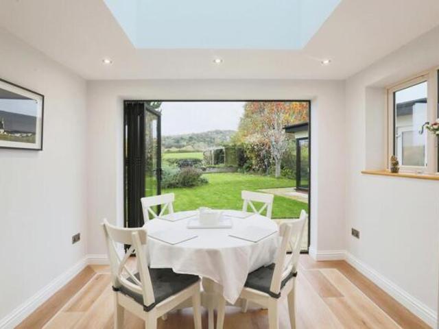 House for sale in Broadway, Broadway