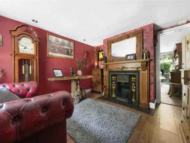 House for sale in Bromley, Keston Mark