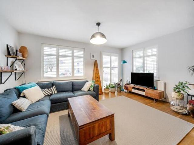 House for sale in Bromley, Coney Hall