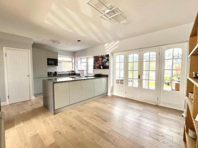 House for sale in Hook, Greater London