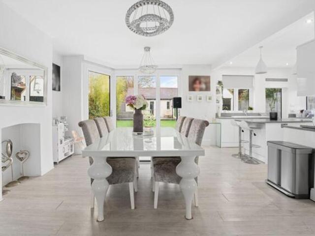 House for sale in Ongar, Epping