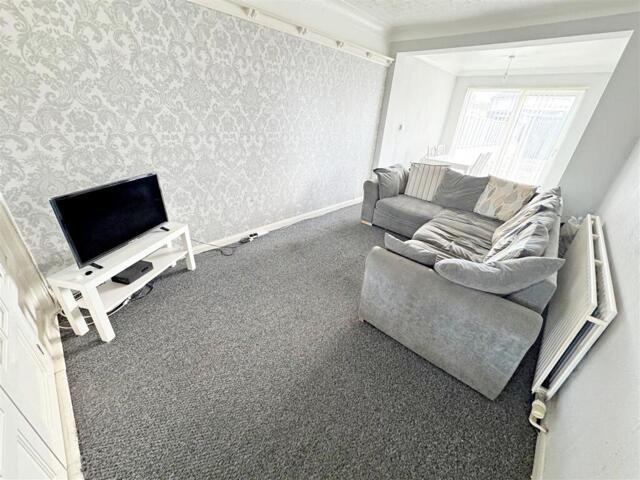 House for sale in New Clee, Cleethorpes