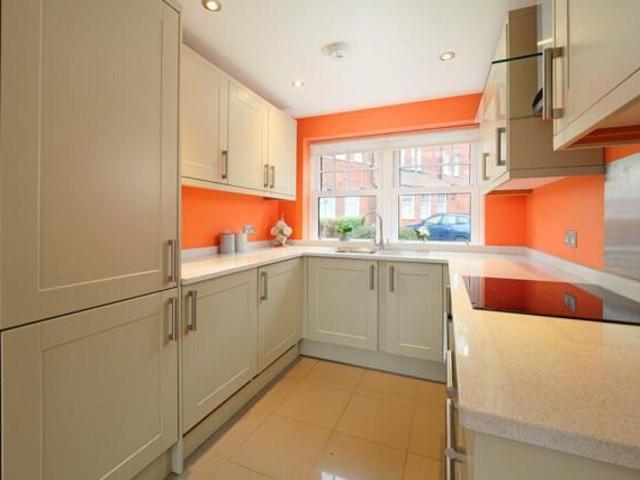 House for sale in Folkestone, Golden Valley