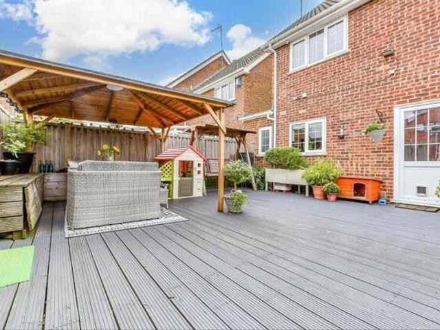 House for sale in Folkestone, Broadmead