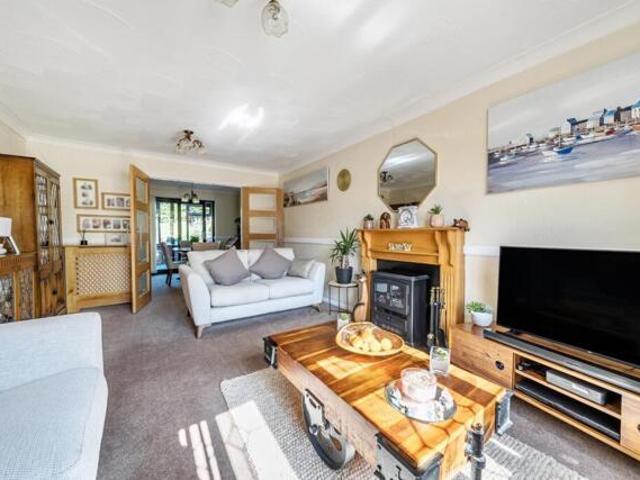House for sale in Folkestone, Broadmead