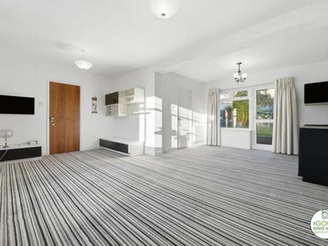 House for sale in Handforth