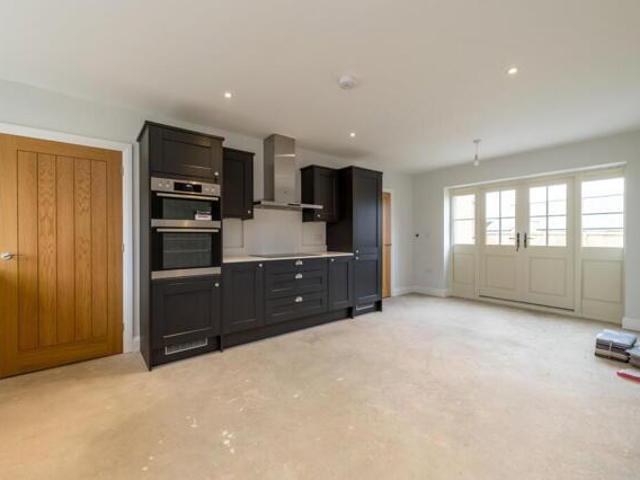 House for sale in Chelmondiston, Suffolk