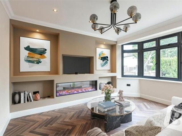 House for sale in Hornchurch, Greater London