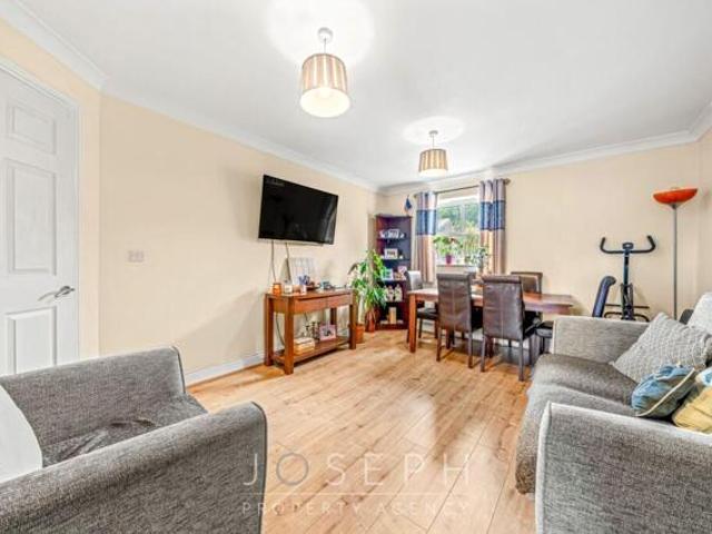 House for sale in Key Street, Suffolk