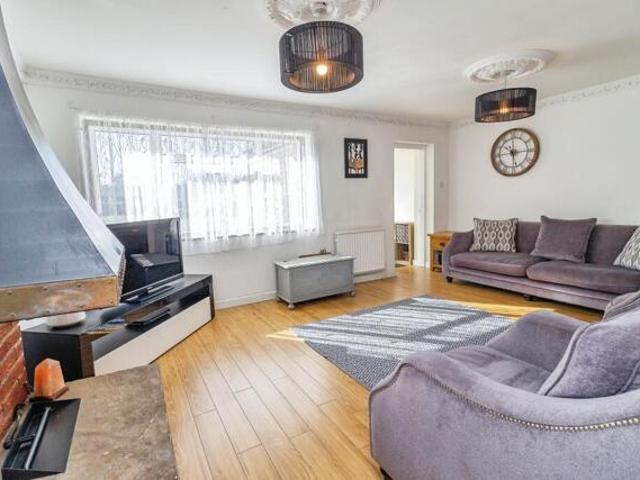 House for sale in Leighton-Linslade, Linslade