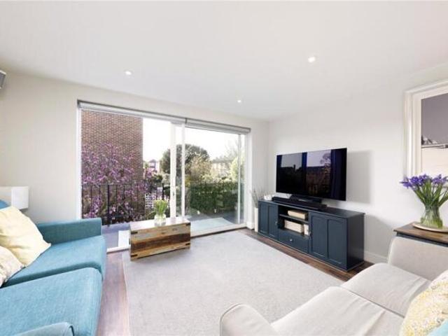 House for sale in London Borough of Hounslow, Greater London