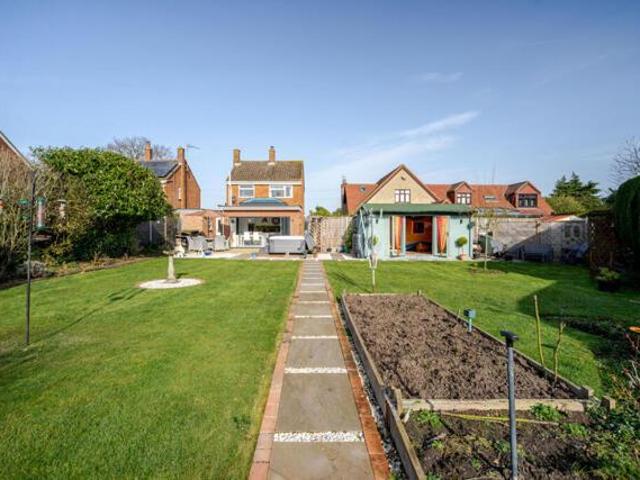 House for sale in Lower Shelton, Bedfordshire