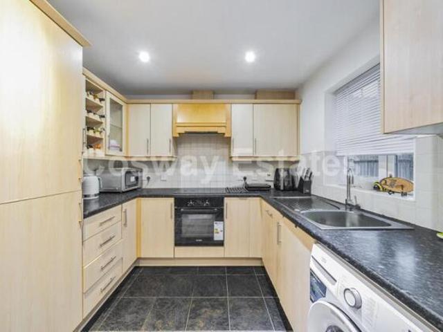 House for sale in Mill Hill, West Finchley