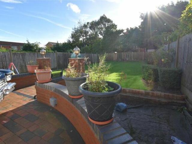 House for sale in Moreton House for sale in Moreton