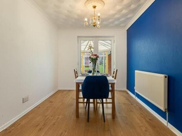 House for sale in Fields End, North Lincolnshire