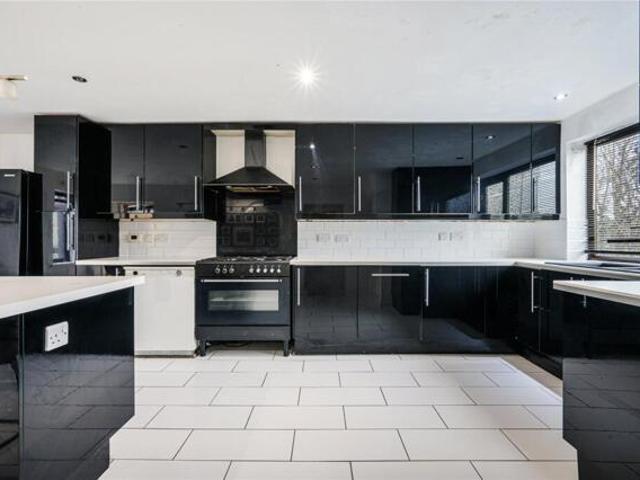 House for sale in Aughton, Roby Mill