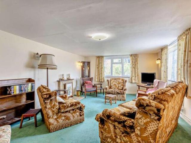 House for sale in Yarwell