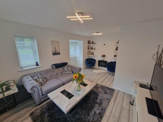 House for sale in Saltney, Saltney Ferry