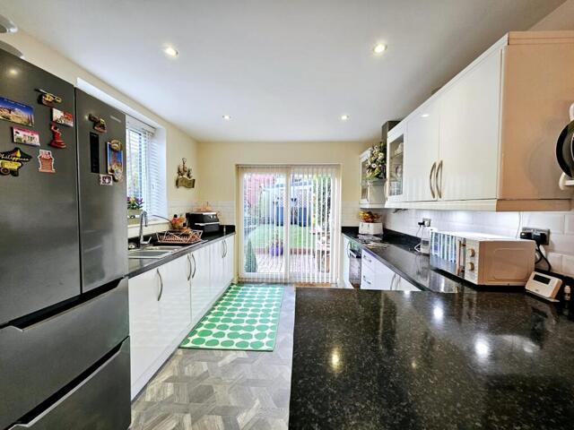 House for sale in South Cliff, Kepwick