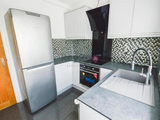 House for sale in Sheffield, Handsworth Hill