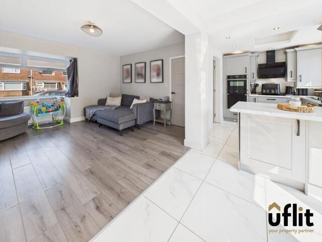 House for sale in Sheffield, Catcliffe