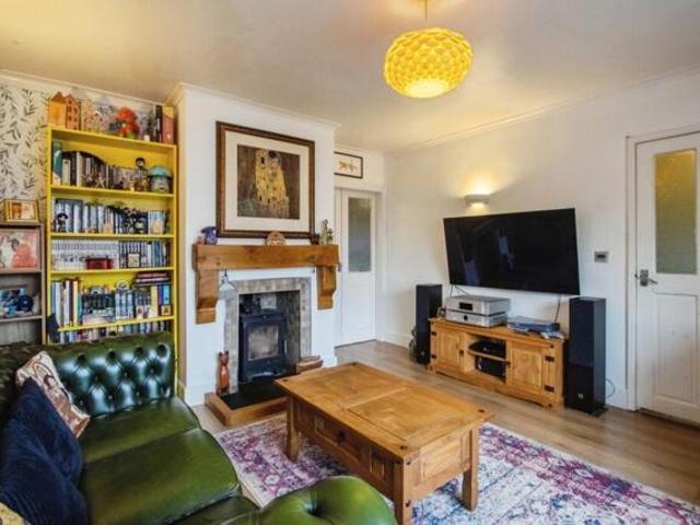 House for sale in Woolgreaves, West Yorkshire