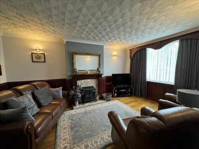 House for sale in Waltham, Waltham
