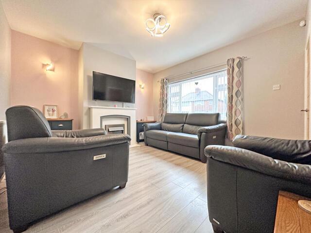 House for sale in Oldbury, West Midlands