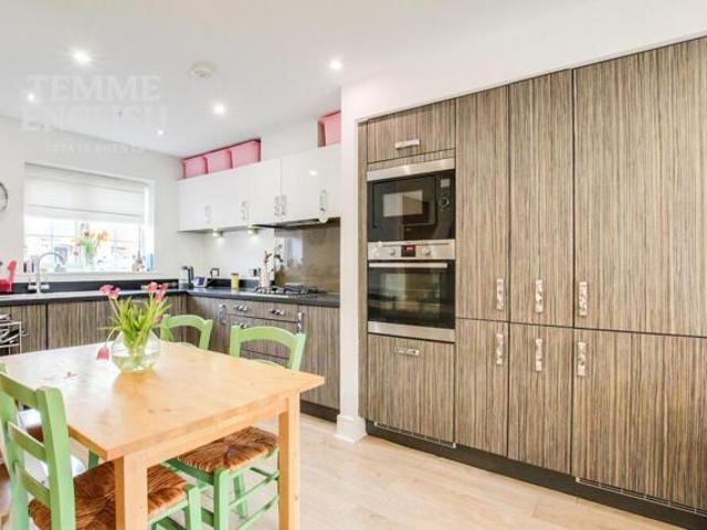 House for sale in Wickford, Wickford