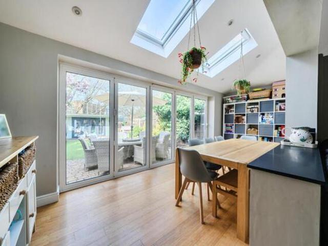 House for sale in Emmbrook, Wokingham