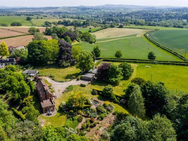 House for sale in Worcestershire