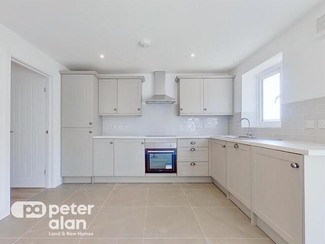 House for sale in Crynant