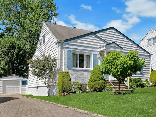 House for sale in Passaic, New Jersey