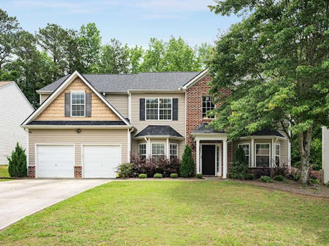 House for sale in Riverdale