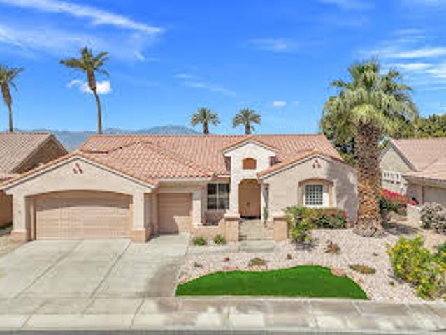 House for sale in Palm Desert