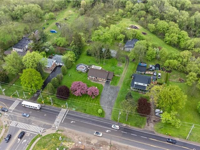 House for sale in Ancaster, Ontario