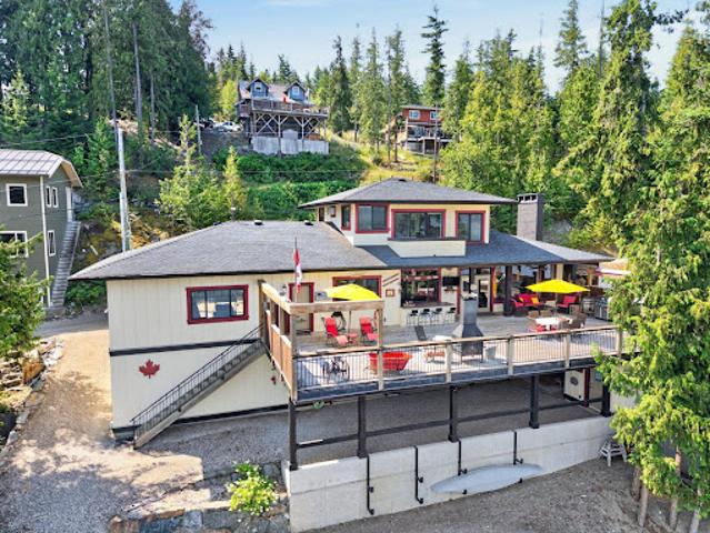 House for sale in Eagle Bay, British Columbia