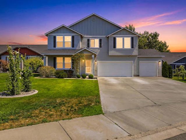 House for sale in West Richland, Washington