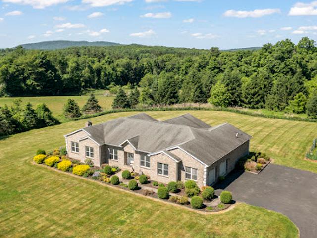 House for sale in Millbrook, New York