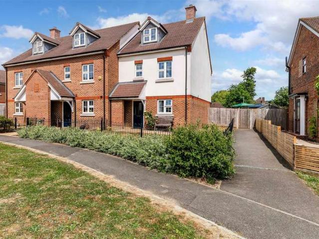House for sale in Merstham, Merstham