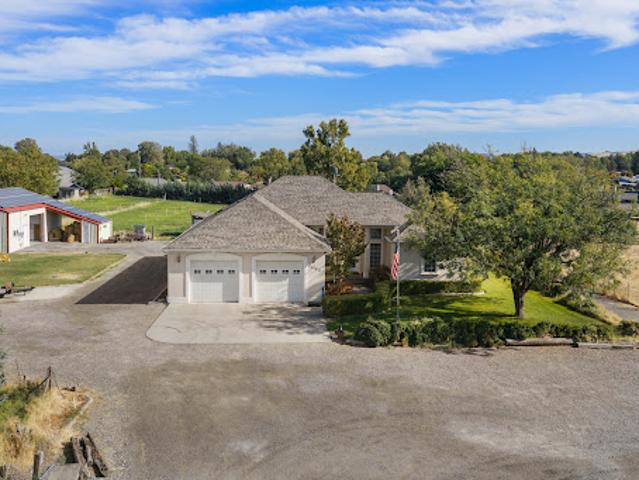 House for sale in Kennewick, Benton County