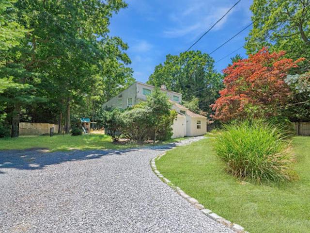 House for sale in Wainscott, New York
