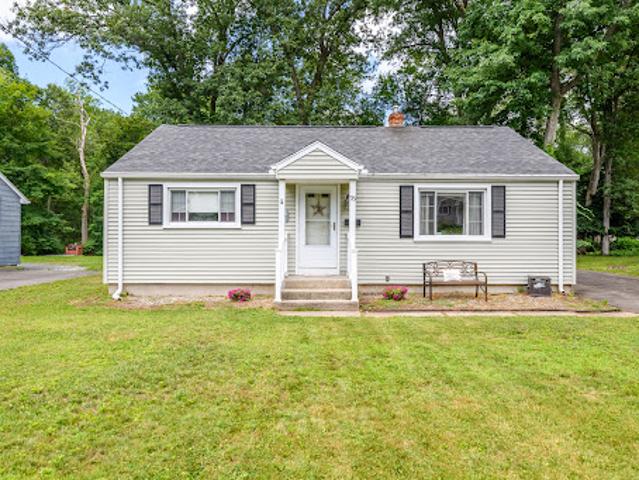 House for sale in East Hartford